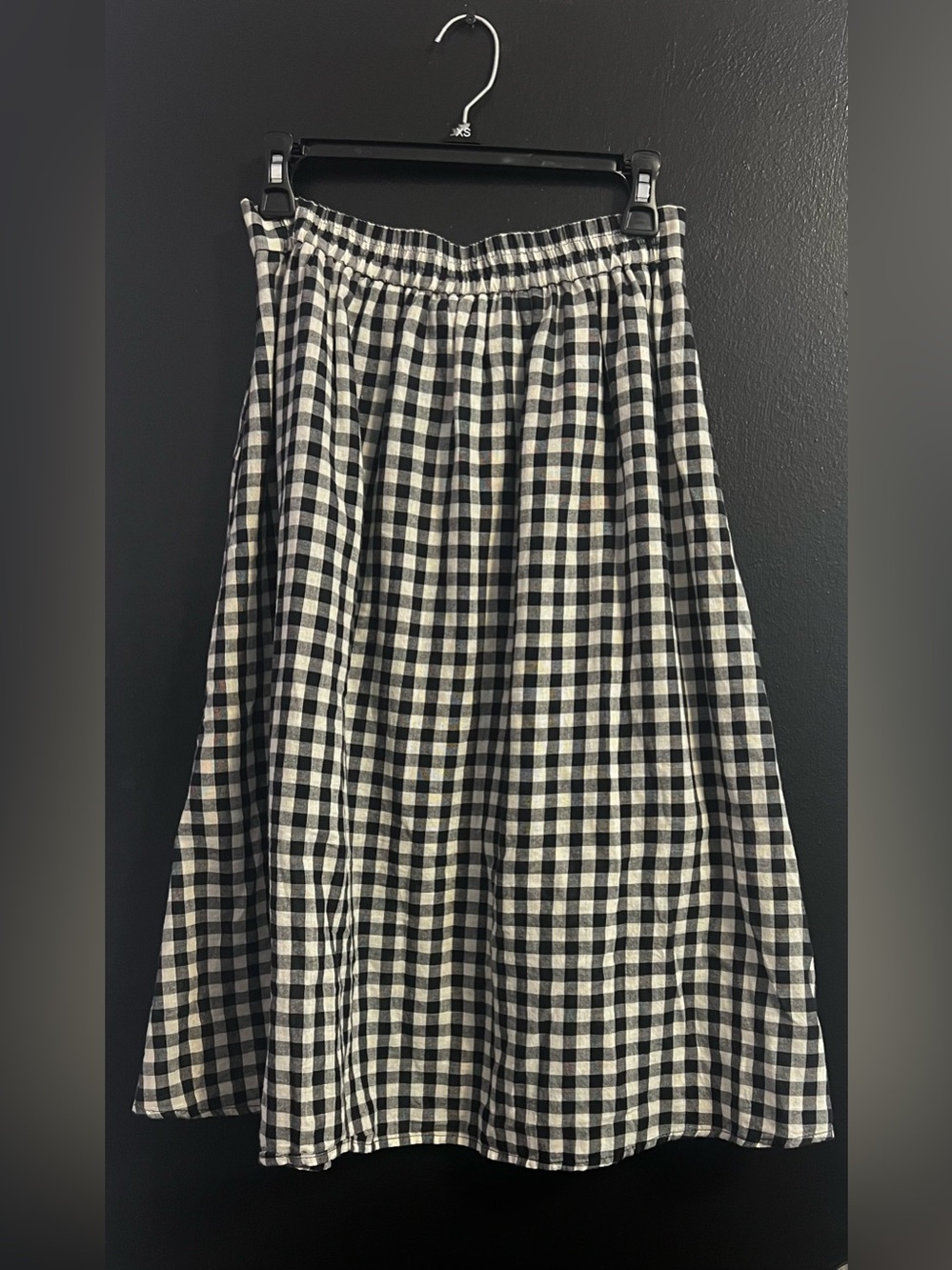Black and White Gingham Button-Front Women's Midi Skirt - Picture 2 of 2
